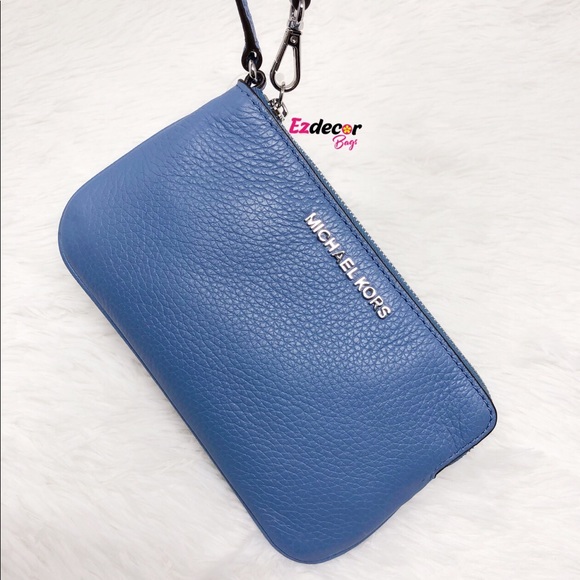 NWT Michael Kors Jet Set Top Zip Large Wristlet - Picture 8 of 8